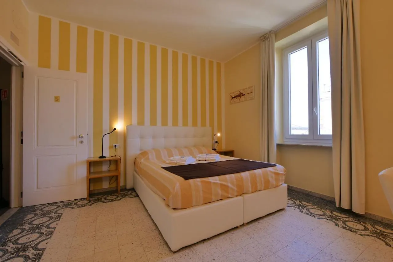 Amar Hotel Levanto 0*,  Italy