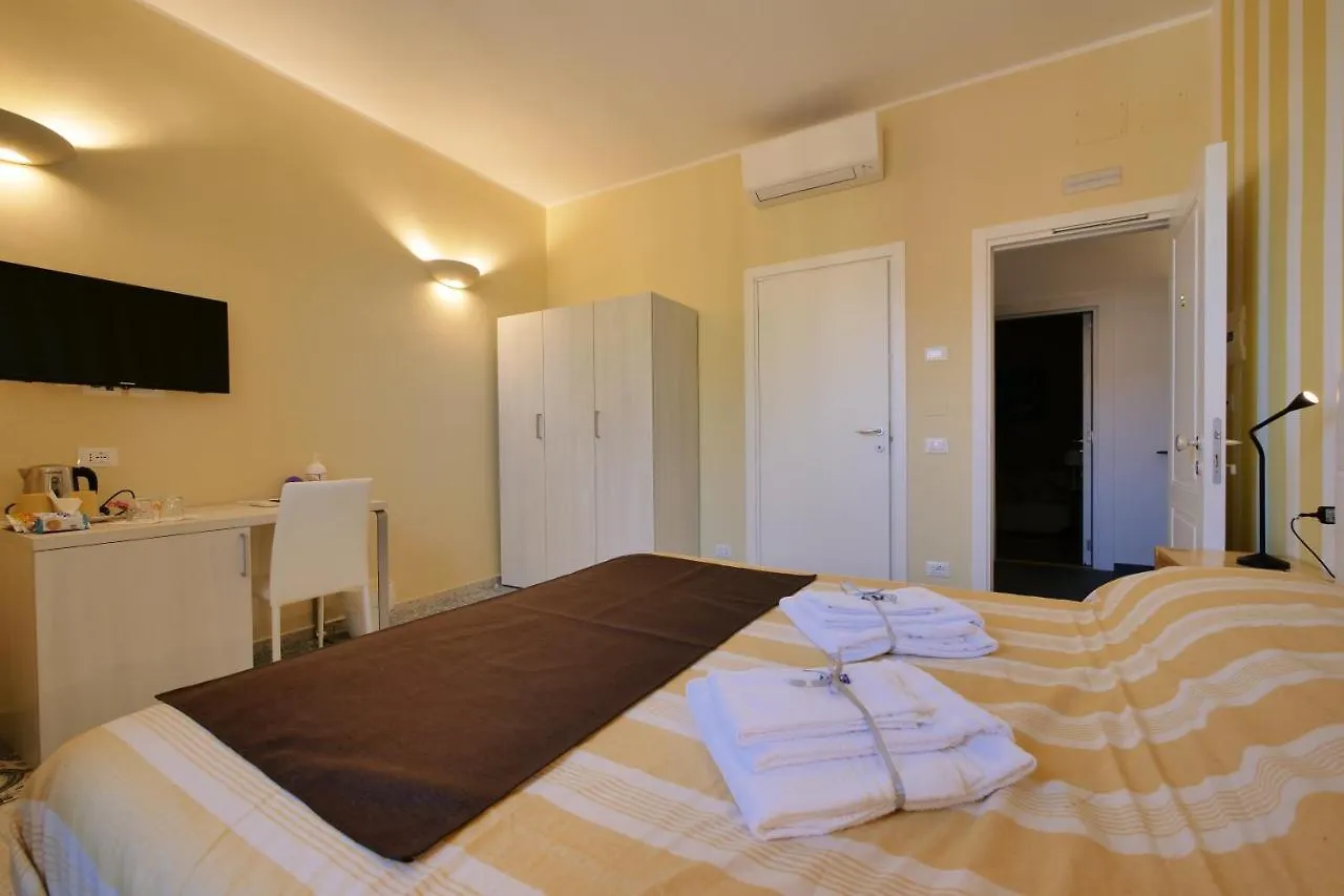 Hotel Amar Levanto