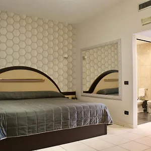 hotel-motel-autosole-2.italymilanhotels.net/