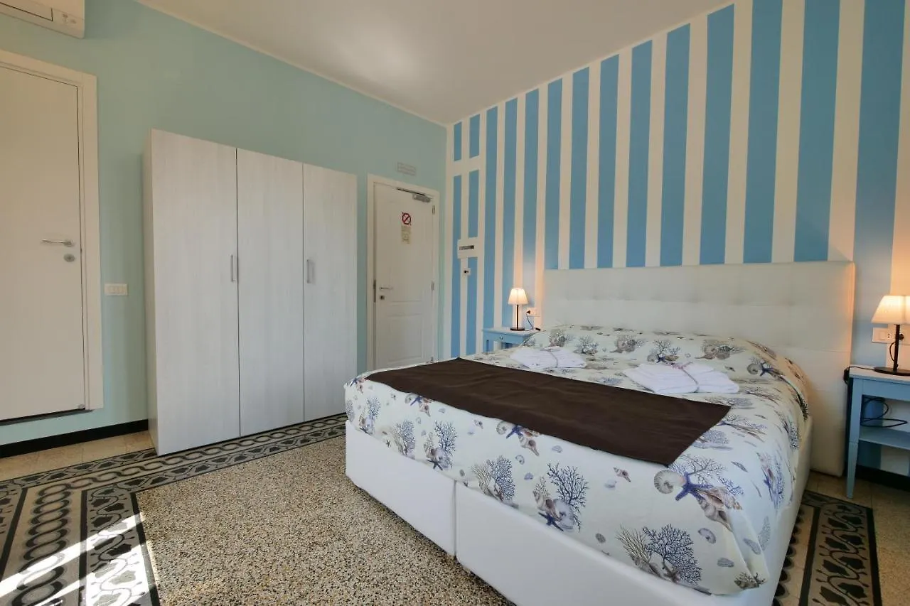 Amar Hotel Levanto 0*,